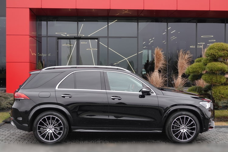 Mercedes GLE 300 D / 4MATIC / 9G-TRONIC / 272 KM / SALON POLSKA / NISKI PRZEBIEG / AIRMATIC zdjęcie 17