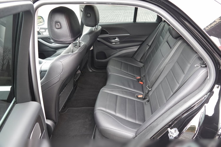 Mercedes GLE 300 D / 4MATIC / 9G-TRONIC / 272 KM / SALON POLSKA / NISKI PRZEBIEG / AIRMATIC zdjęcie 57