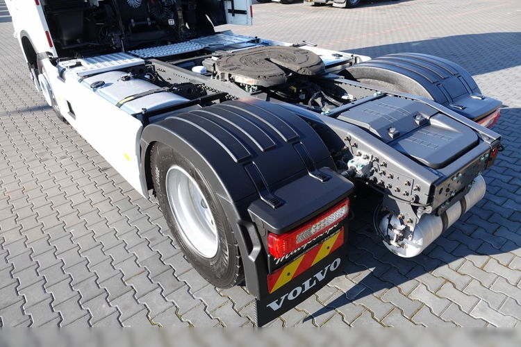 Volvo FH 460 / 85.000 KM / PO ZŁOTYM KONTRAKCIE SERWISOWYM  zdjęcie 13