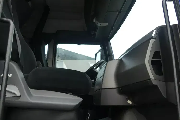 MAN TGX 26.400 / 6x2 / HAKOWIEC + PRZYCZEPA WIELTON 18T / EURO 6 / zdjęcie 30