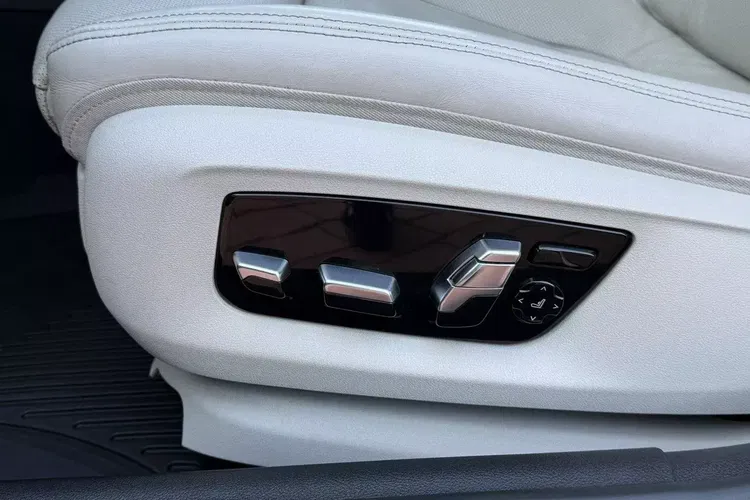 BMW seria-5 zdjęcie 17