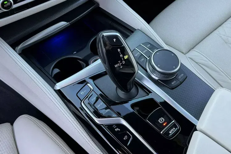 BMW seria-5 zdjęcie 35