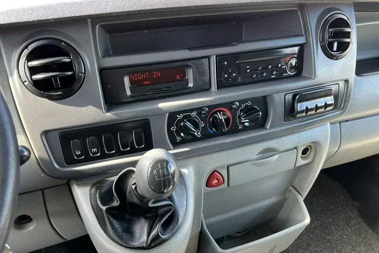 Renault Mascott zdjęcie 24