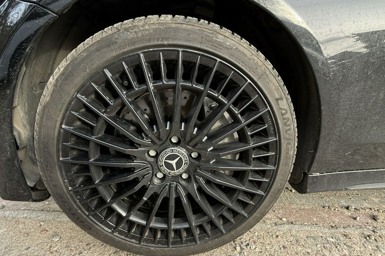 Mercedes C 300 Coupé 4-Matic bardzo bogata wersja stan idealny 1 wl zamina 1.gwarancj zdjęcie 24
