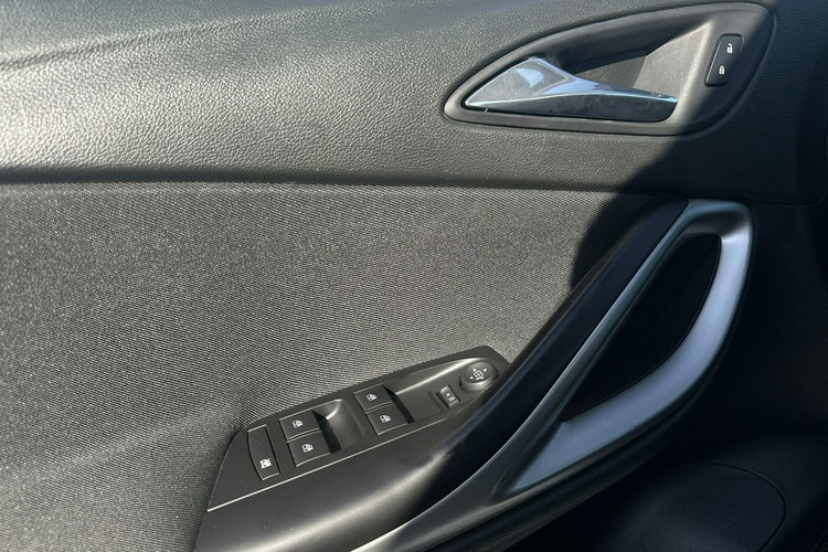 Opel Astra Salon Polska Cena Brutto I właściciel Serwis ASO VAT 23% Bezwypadkowy zdjęcie 22