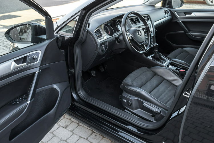 Volkswagen Golf 1.4_Benzyna_150KM_153 tyś. km_R-LINE zdjęcie 12