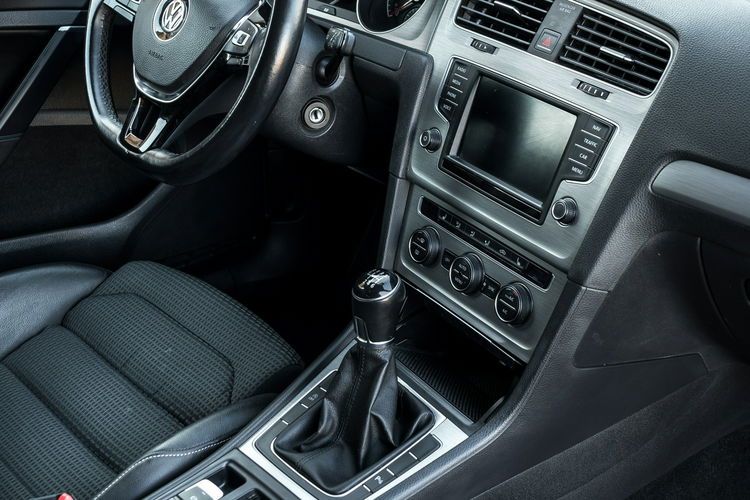Volkswagen Golf 1.4_Benzyna_150KM_153 tyś. km_R-LINE zdjęcie 14
