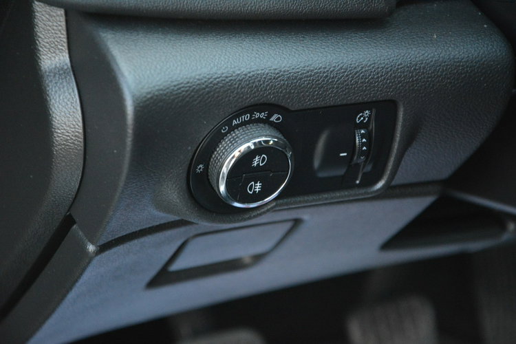 Astra GTC Innovation bi-Xenon Ledy Navi 2xParktr. Alu17 Aso Opel zdjęcie 28