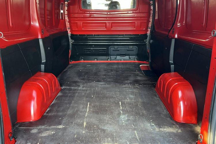 Nissan NV300 Opel Vivaro Renault Trafic Klima El szyby 6 biegów Stan BDB BEzwypadko zdjęcie 28