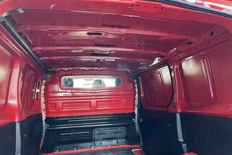 Nissan NV300 Opel Vivaro Renault Trafic Klima El szyby 6 biegów Stan BDB BEzwypadko zdjęcie 29