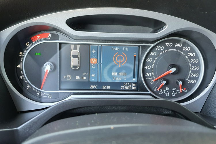 Ford Galaxy 2.0 145KM # Titanium # Navi # Convers+ # Parktronic # Super Stan zdjęcie 19