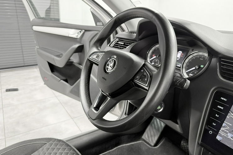 Skoda Octavia 2.0 TDI 150KM"EXLUSIVE Drive"AppleCar El.Klapa CANTON HiFI KeyLessGo zdjęcie 25