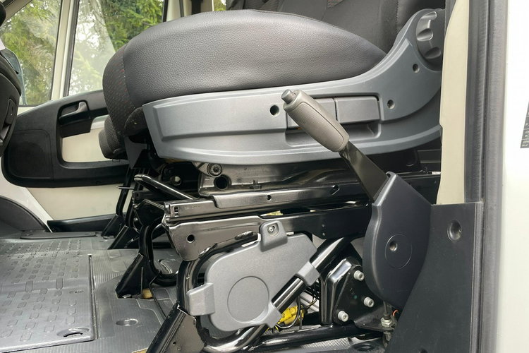 Peugeot Boxer 2.0 130KM 2017 L3H2 7osb Brygadówka Salon PL I właściciel Klima zdjęcie 11