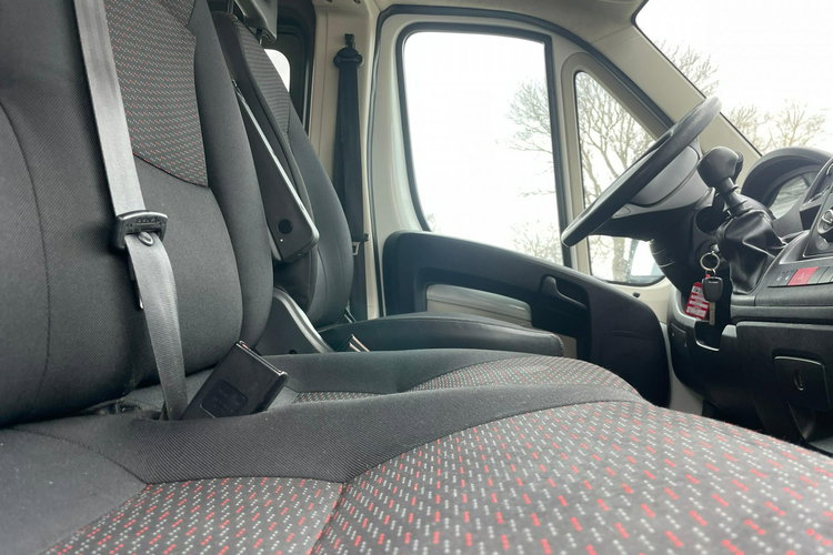Peugeot Boxer 2.0 130KM 2017 L3H2 7osb Brygadówka Salon PL I właściciel Klima zdjęcie 20