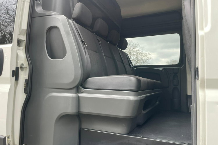 Peugeot Boxer 2.0 130KM 2017 L3H2 7osb Brygadówka Salon PL I właściciel Klima zdjęcie 25