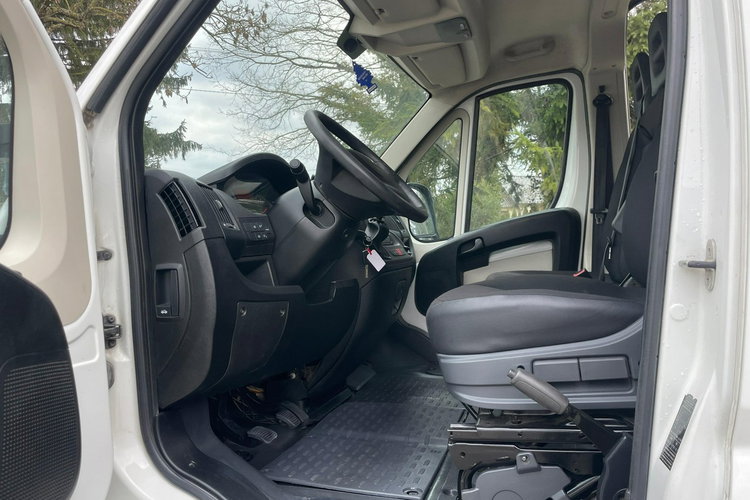 Peugeot Boxer 2.0 130KM 2017 L3H2 7osb Brygadówka Salon PL I właściciel Klima zdjęcie 9