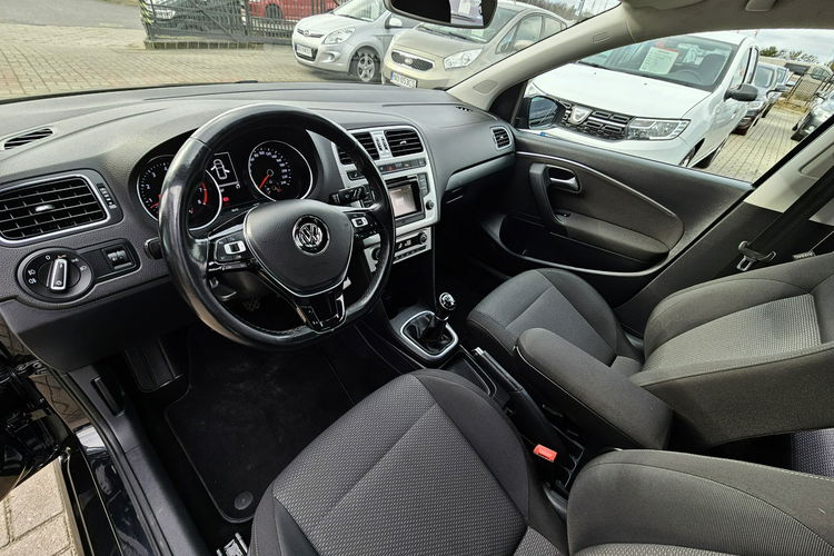 Volkswagen Polo radar, grzane fotele, alu, tempomat, klimatronik zdjęcie 17