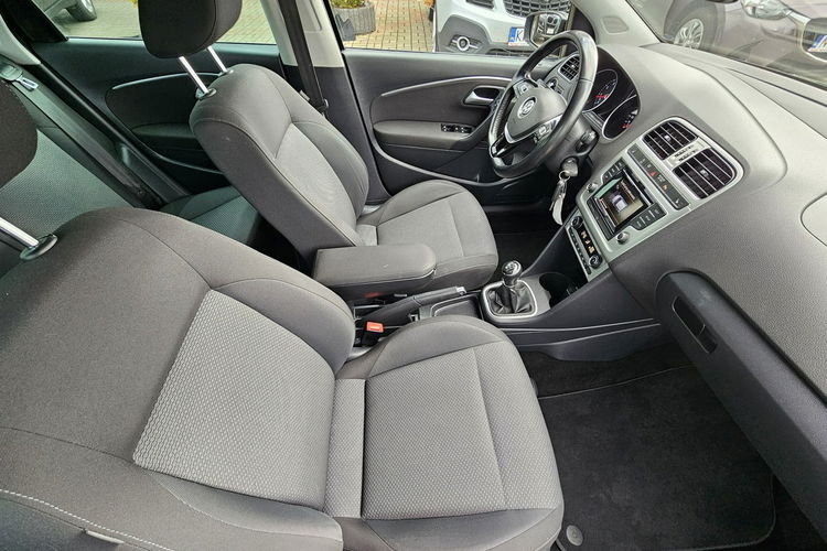 Volkswagen Polo radar, grzane fotele, alu, tempomat, klimatronik zdjęcie 5