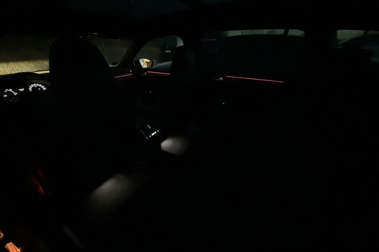 Skoda Superb 19r. 2.0 TDI 190KM DSG Sportline bezwypadkowa super stan, wyposażenie zdjęcie 18