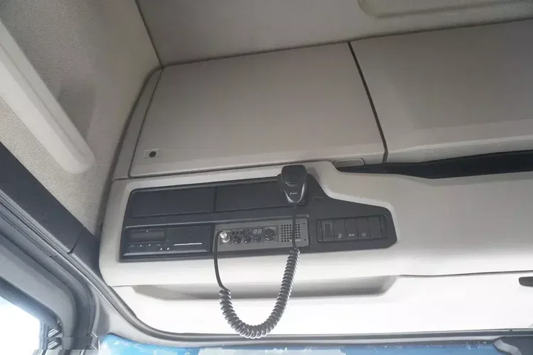 Scania R650 V8 / 650 KM / Rama 8.8 m / 4. oś skrętna zdjęcie 19