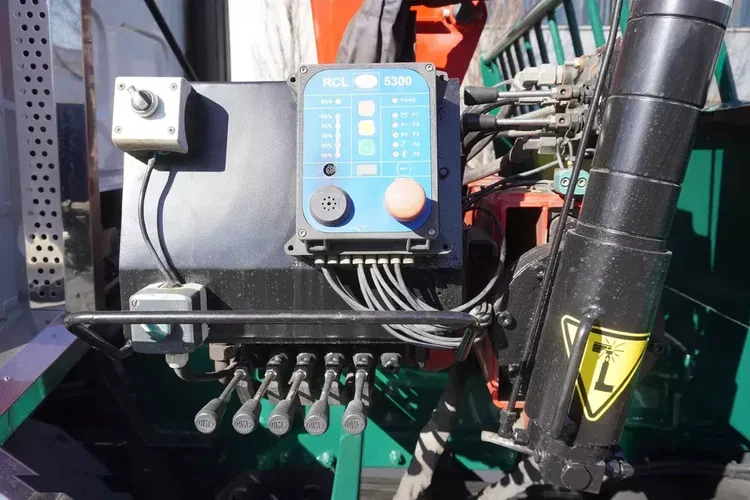 DAF LF 18.310 E6 / Bramowiec Fornal NKR 130V / HDS HMF 735 K2 / Manual zdjęcie 15