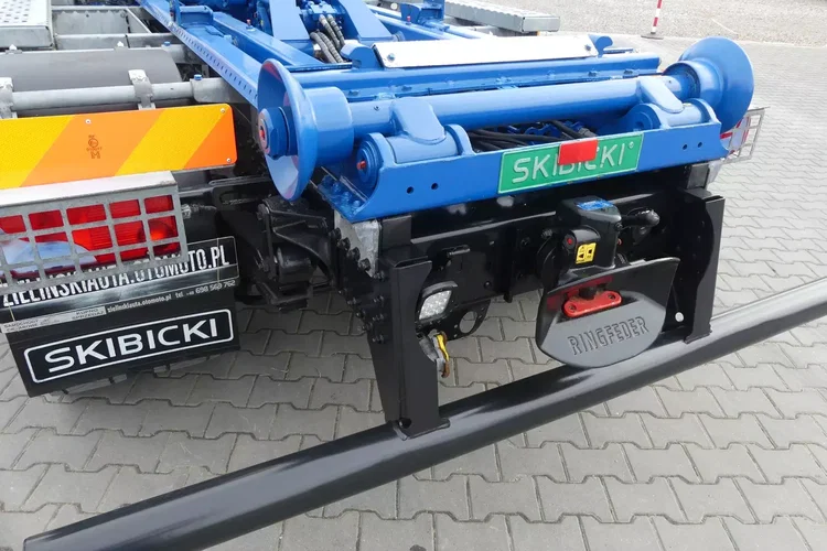 TGL 12.220 / HAKOWIEC 7 t / EURO 6 / / MANUAL / zdjęcie 17