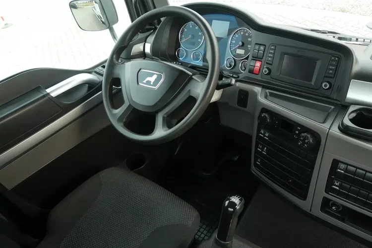 TGL 12.220 / HAKOWIEC 7 t / EURO 6 / / MANUAL / zdjęcie 29