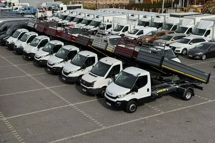 Iveco Daily 70C18 V H zdjęcie 1