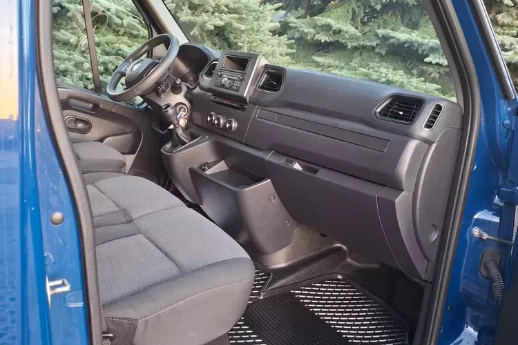 Renault Master zdjęcie 17