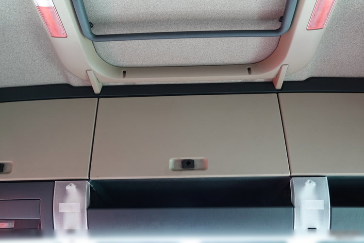 MAN TGX 26.460 / ZESTAW TANDEM PRZEJAZDOWY / 120 M3 / 2018 / EURO 6 zdjęcie 47