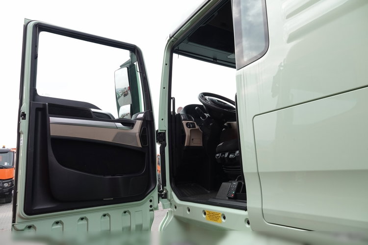 MAN TGX 26.460 / ZESTAW TANDEM PRZEJAZDOWY / 120 M3 / 2018 / EURO 6 zdjęcie 6