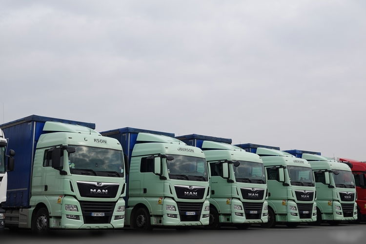 MAN TGX 26.460 / ZESTAW TANDEM PRZEJAZDOWY / 120 M3 / 2017 / EURO 6 / PO KONTRAKCIE SERWISOWYM zdjęcie 3