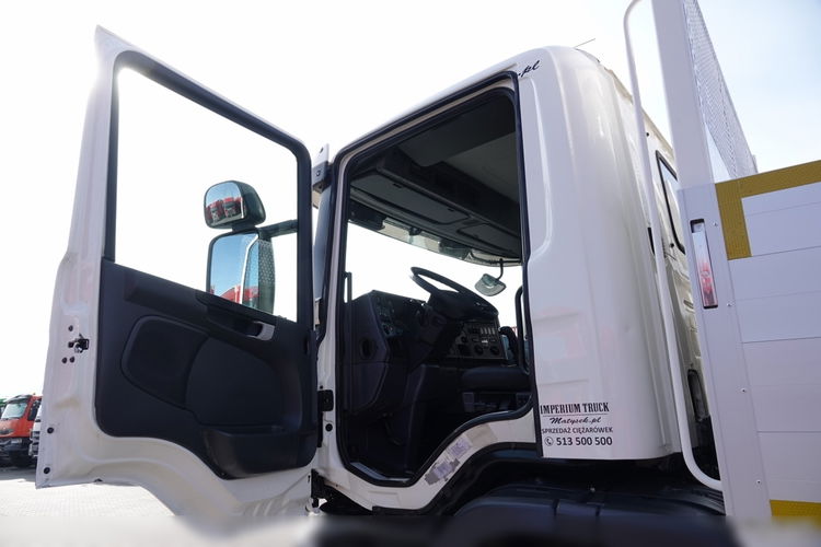 Scania P 360 / 6X4 / SKRZYNIOWY 6.20 + HDS HIAB 211 E-6 HIDUO / UDŹWIG 7100KG / MAX WYSÓW 16.5 M / STEROWANIE RADIOWE  zdjęcie 38