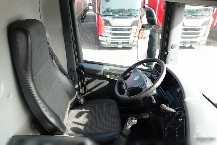 Scania P 360 / 6X4 / SKRZYNIOWY 6.20 + HDS HIAB 211 E-6 HIDUO / UDŹWIG 7100KG / MAX WYSÓW 16.5 M / STEROWANIE RADIOWE  zdjęcie 41