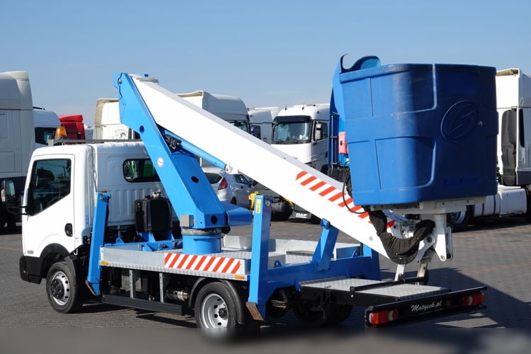 Nissan CABSTAR NT 400 /  WZWYŻKA 18 METRÓW / PODNOŚNIK KOSZOWY SOCAGE T318 / KOSZ 2 OSOBOWY - 225 kg / PO KONTRAKCIE SERWISOWYM  zdjęcie 23