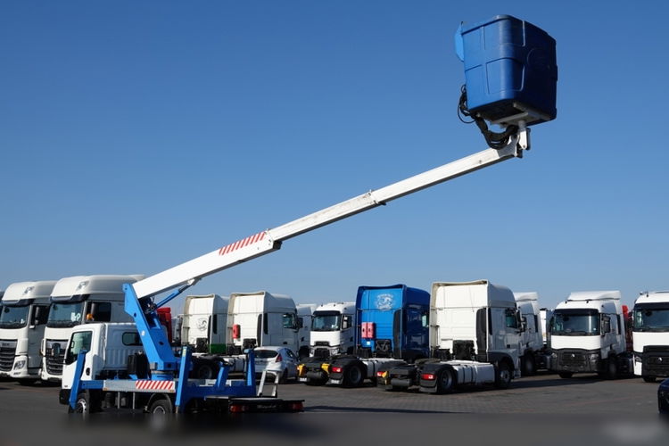 Nissan CABSTAR NT 400 /  WZWYŻKA 18 METRÓW / PODNOŚNIK KOSZOWY SOCAGE T318 / KOSZ 2 OSOBOWY - 225 kg / PO KONTRAKCIE SERWISOWYM  zdjęcie 8