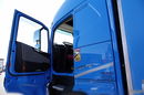 Volvo FH 420 / 6X2 / SOLÓWKA / FIRANKA 9.3 M / KLIMA POSTOJOWA / ALUFELGI / TV / OŚ PODNOSZONA / PO KONTRAKCIE SERWISOWYM  zdjęcie 26