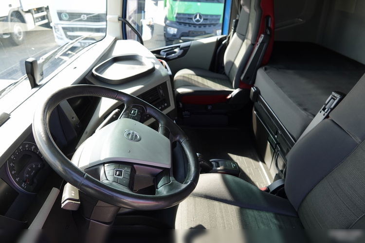 Volvo FH 420 / 6X2 / SOLÓWKA / FIRANKA 9.3 M / KLIMA POSTOJOWA / ALUFELGI / TV / OŚ PODNOSZONA / PO KONTRAKCIE SERWISOWYM  zdjęcie 28