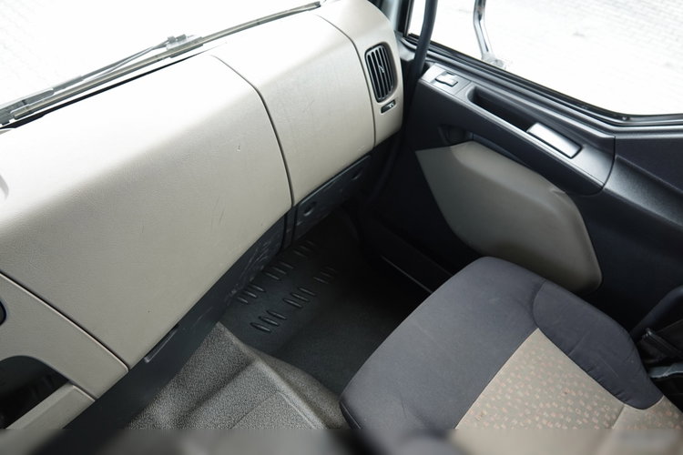 Renault LANDER 380 / 6X4 / SKRZYNIOWY 6.8 M + HDS HIAB 188 HIDUO / UDŹWIG 4900KG / STEROWANIE RADIOWE zdjęcie 37