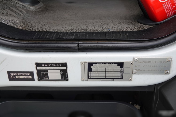 Renault LANDER 380 / 6X4 / SKRZYNIOWY 6.8 M + HDS HIAB 188 HIDUO / UDŹWIG 4900KG / STEROWANIE RADIOWE zdjęcie 41