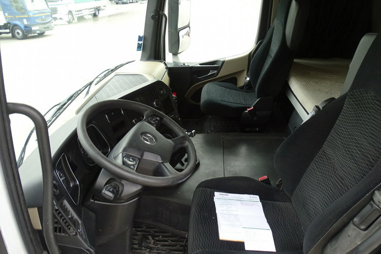 Mercedes ACTROS 1833 Burto Plandeka Zsuwany Dach Sprowadzony EURO 6 Książka Serwisowa , Kabina Stream Space zdjęcie 6