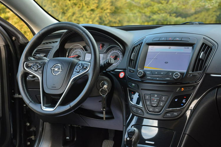 Insignia 1.4T(140KM) Bi-Xenon Ledy Duża Navi Kamera 2xParktr. Aso Opel zdjęcie 20
