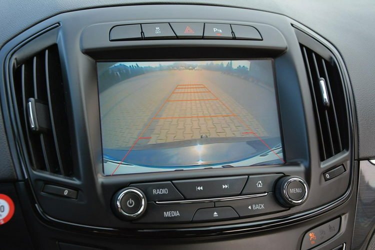Insignia 1.4T(140KM) Bi-Xenon Ledy Duża Navi Kamera 2xParktr. Aso Opel zdjęcie 28