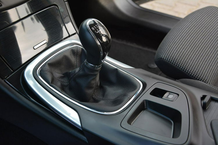 Insignia 1.4T(140KM) Bi-Xenon Ledy Duża Navi Kamera 2xParktr. Aso Opel zdjęcie 30