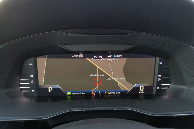 Skoda Superb 2.0 TDI 190KM L&K Laurin&Klement Virtual zdjęcie 17