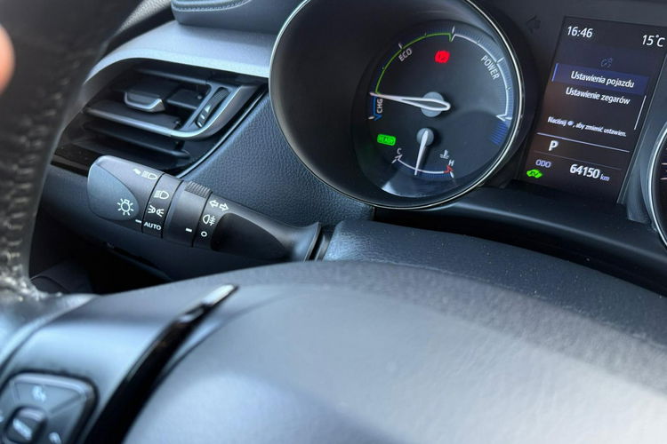 Toyota C-HR navi, automat, hybryda, 70tys.km zdjęcie 14