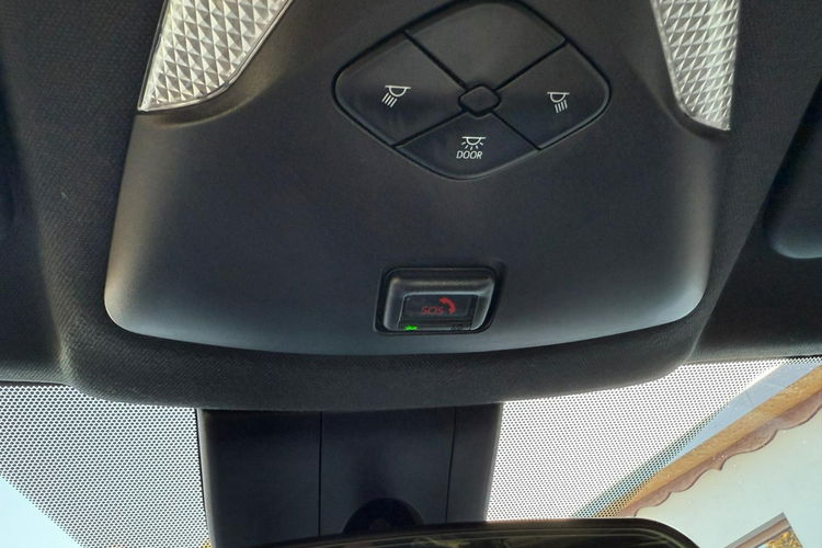 Toyota C-HR navi, automat, hybryda, 70tys.km zdjęcie 24