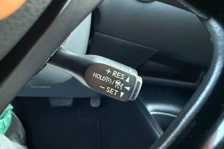 Toyota C-HR navi, automat, hybryda, 70tys.km zdjęcie 25