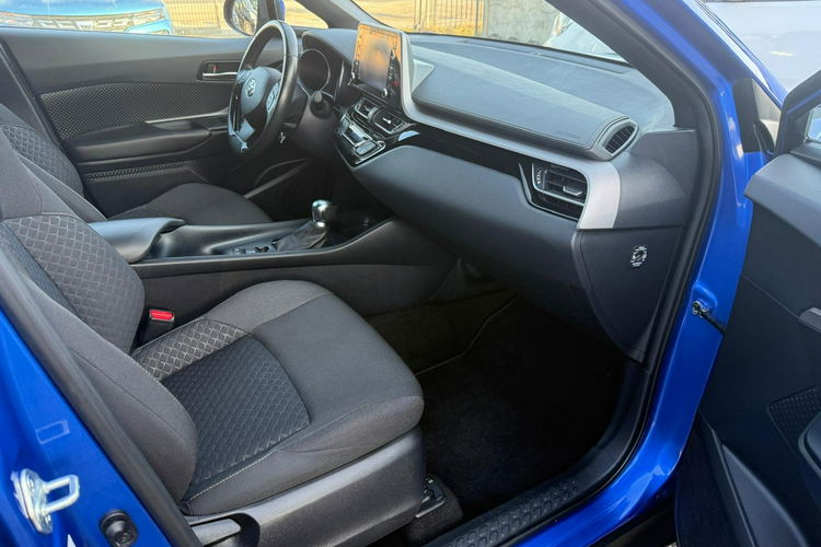Toyota C-HR navi, automat, hybryda, 70tys.km zdjęcie 6