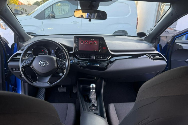 Toyota C-HR navi, automat, hybryda, 70tys.km zdjęcie 8